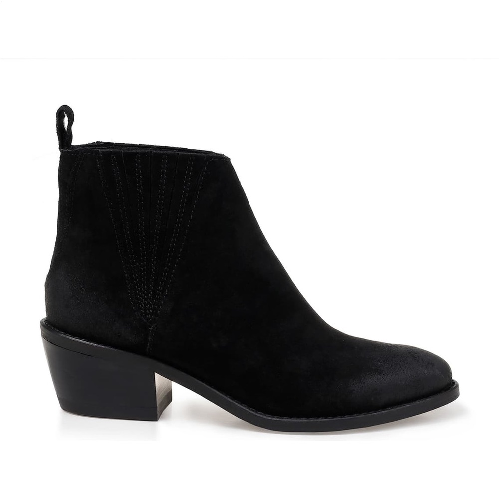 Splendid Black Suede ankle Booties